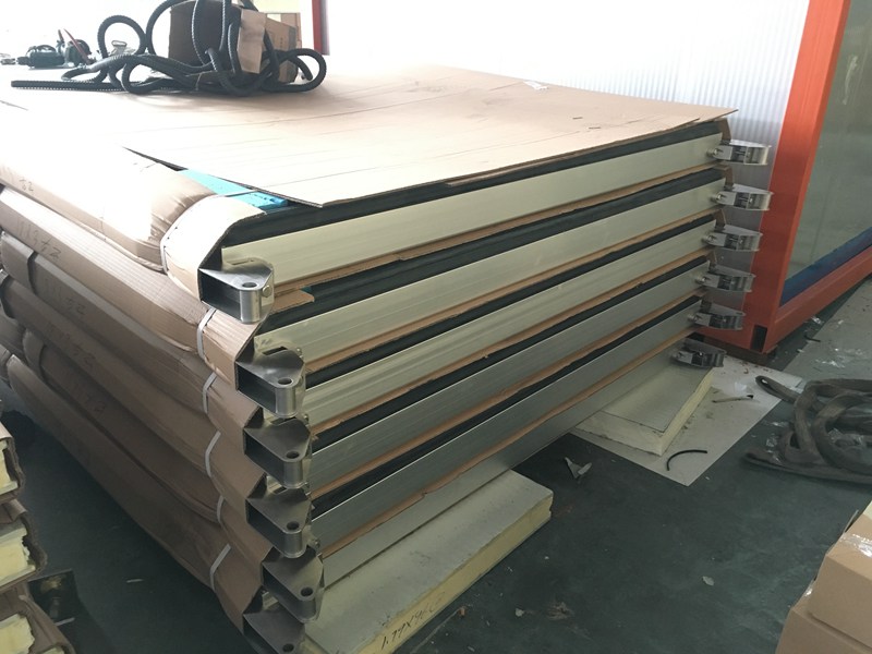 www.yoycool.cn-cold room door packing